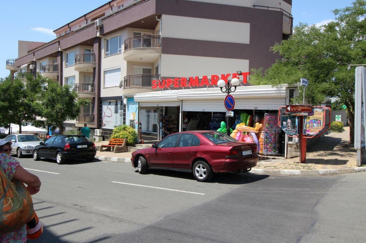 Marina Bay 22 Apartment Sveti Vlas Exterior foto